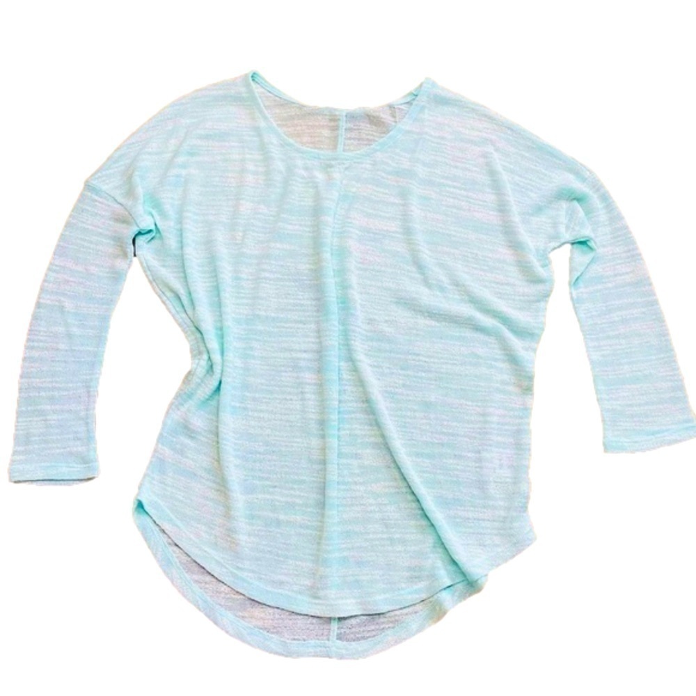 Olive & Oak NWT Aqua Mint Light 3/4 Sleeve Sweater